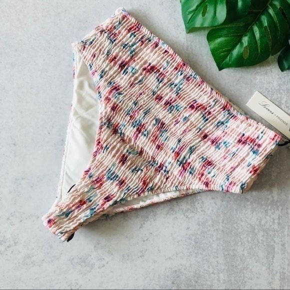 Lovers + Friends Mikko Bottom In Gingham Floral - Picture 2 of 5